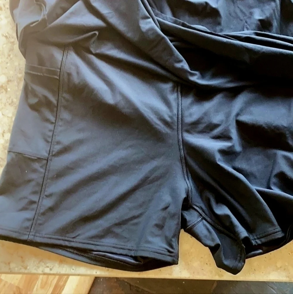 Land’s End Black Swimsuit Dress w/ Shorts Plus Size 24W Adjustable Straps EUC